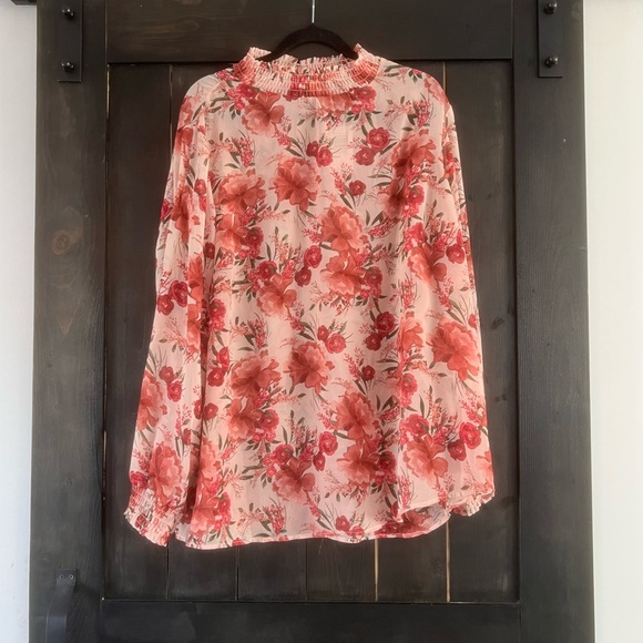 Torrid NWT chiffon smocked mock neck floral long sleeved blouse - Picture 5 of 9